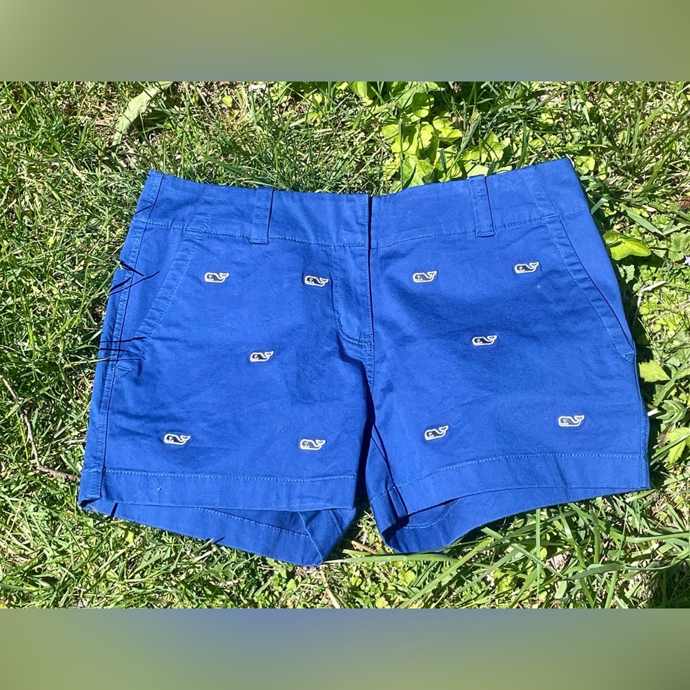 Vineyard Vines all over whale day boat  shorts
